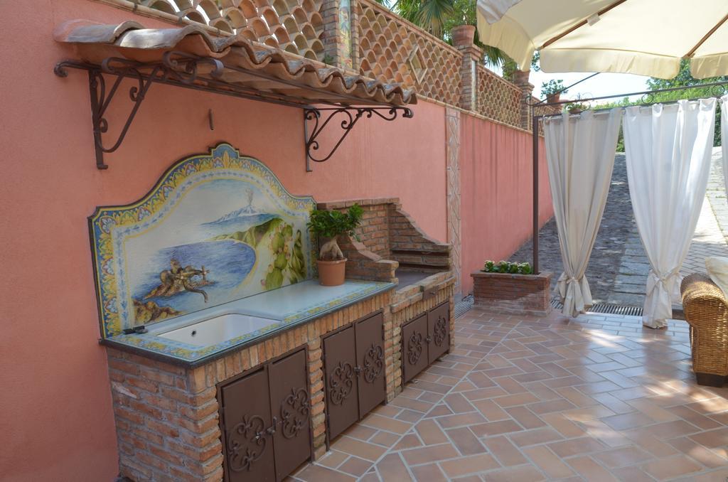 Villa Papardo Giarre Δωμάτιο φωτογραφία